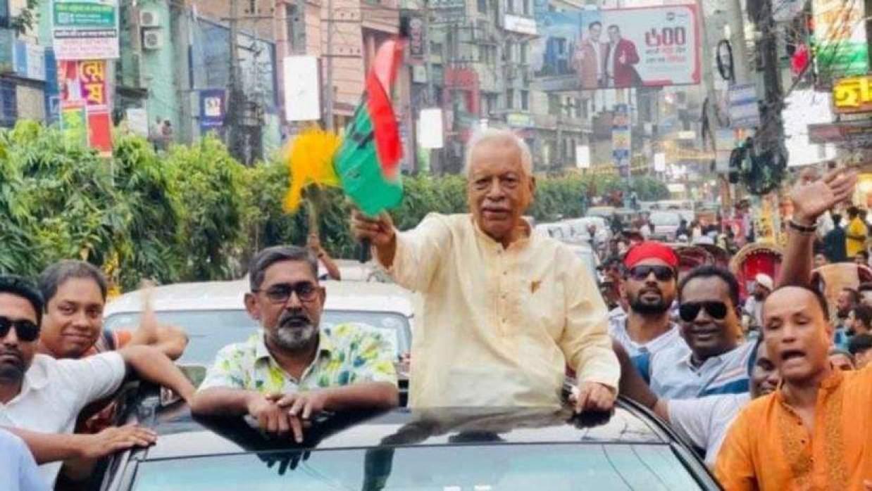 অধ্যাপক না হয়েও নামের আগে ‘অধ্যাপক’ লেখার অভিযোগ বিএনপি প্রার্থীর বিরুদ্ধে